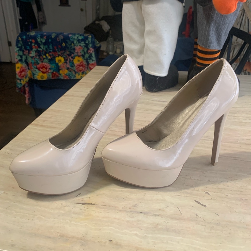 Charlotte Russe Cream Stiletto Platform Heels